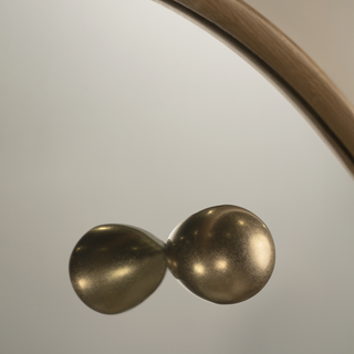 Knob
