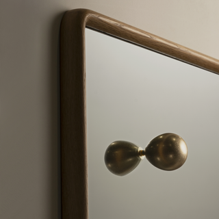 Knob
